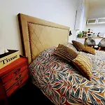 Hôte Stéphanois Studio&parking * Saint-Etienne (Loire)